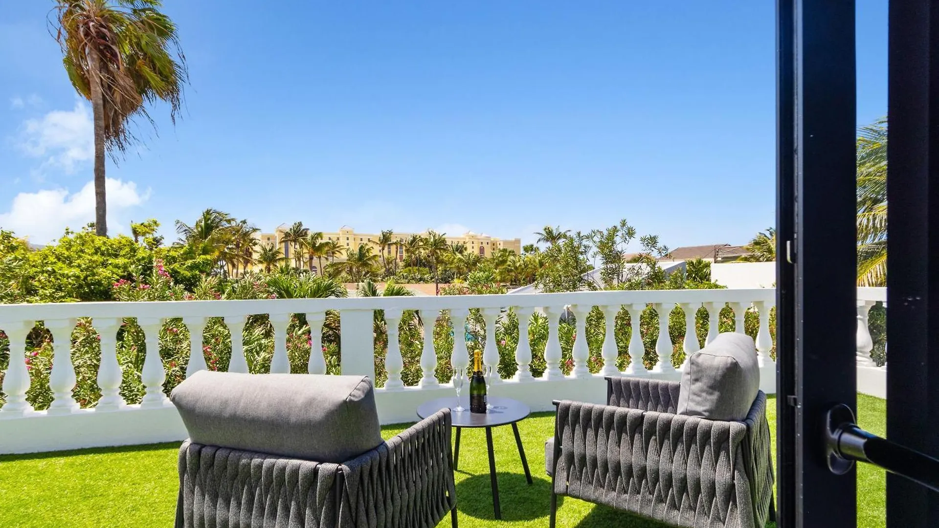 Bocobay Beach House Palm Beach