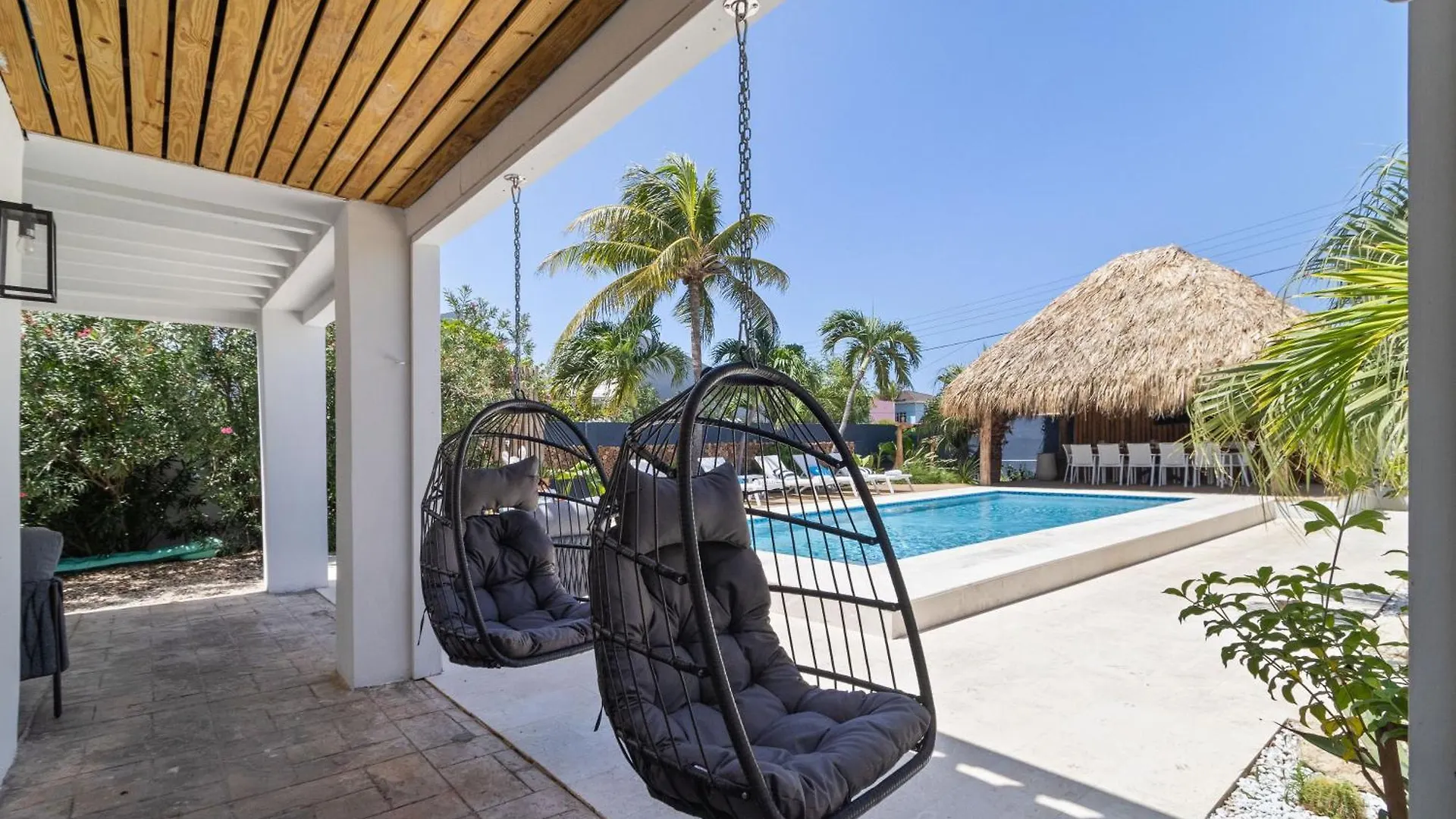 Bocobay Beach House Palm Beach Villa