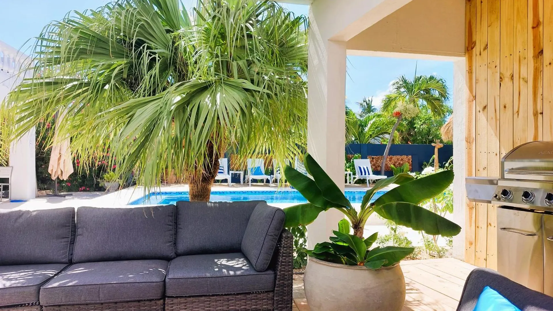Bocobay Beach House Palm Beach Villa